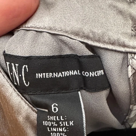 I.N.C -100% silk halter dress-chain link pattern - Picture 5 of 8